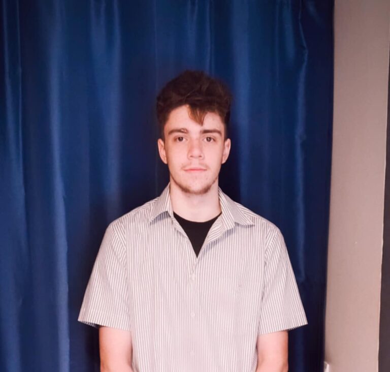 📝 Ce matin, j’ai déposé mon fils Eythan pour sa première épreuve du Brevet : le français.